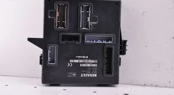 Dacia Sandero III Central body control module 284B10236R