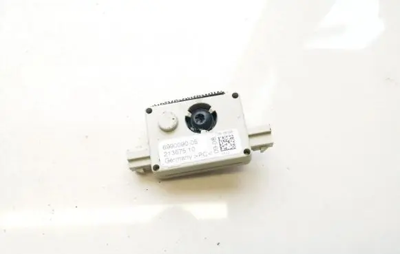 BMW 3 E90 E91 Antenna control unit 699009005 6990090-05