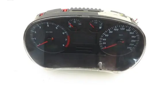 Speedometer (instrument cluster)