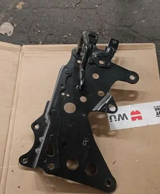 BMW X5 E53 Seat back rest lock catch 7059615
