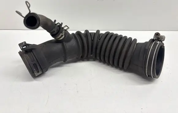 Toyota Auris 150 Intercooler hose/pipe 178810N040A2