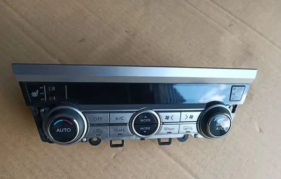 Subaru Outback (BS) Climate control unit 72311AL11B