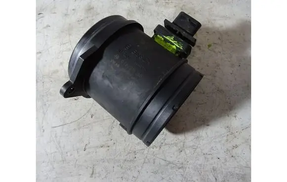 Volkswagen PASSAT CC Mass air flow meter 0280218260