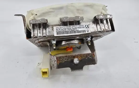 Toyota Aygo AB40 Passenger airbag TG11B01001 0589P1000296 0589P1000286