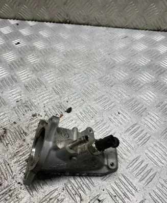 Volkswagen Golf VII Other engine bay part 04L128537B