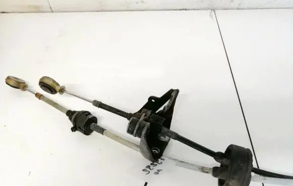 Opel Astra H Gear shift cable linkage 55350266ek