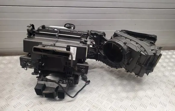 Audi A5 Interior heater climate box assembly 8W1820005K