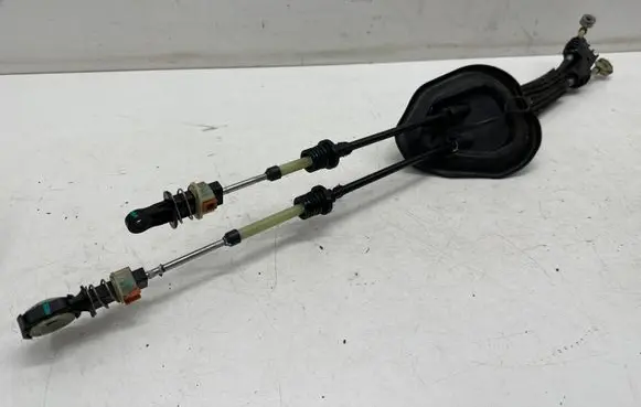 Gear shift cable linkage