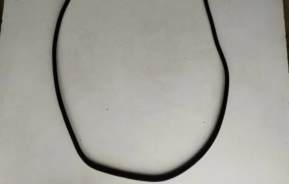 Rear door rubber seal (on body)