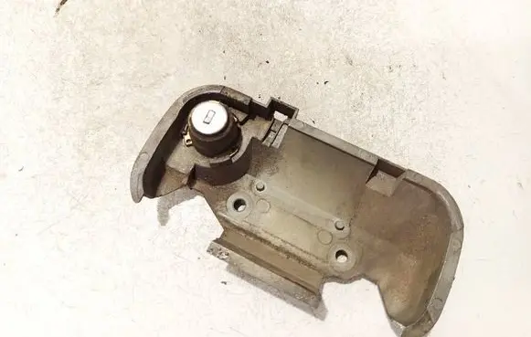 Opel Vectra B Front door lock (next to the handle) 