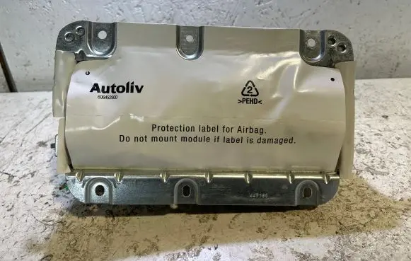 Volvo V70 Passenger airbag 606452900