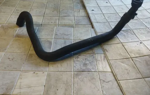 Skoda Fabia Mk1 (6Y) Engine coolant pipe/hose 6Q0122291F
