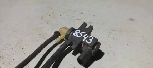 Audi A4 S4 B6 8E 8H Turbo solenoid valve 700868020