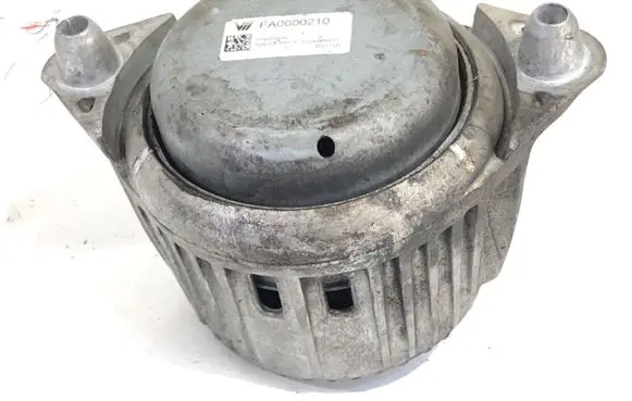 Mercedes-Benz CLK A209 C209 Engine mount vacuum valve A2042406017