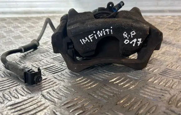 Infiniti Q30 Front brake caliper A24638