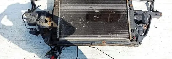 Volkswagen PASSAT B5 Radiator support slam panel