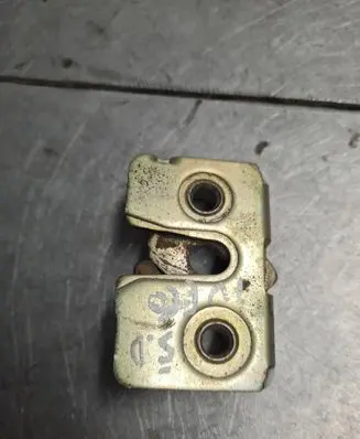 Iveco Daily 35 - 40.10 Sliding door lock 