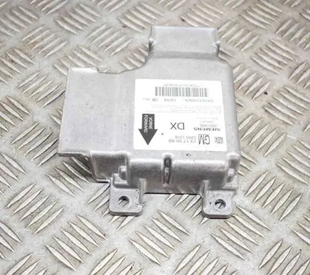 Opel Signum Airbag control unit/module 13170589 330518650