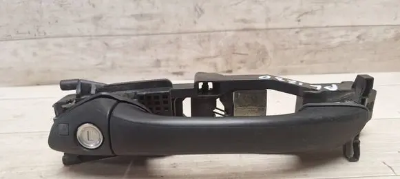 Mercedes-Benz C W203 Front door exterior handle 2037600134