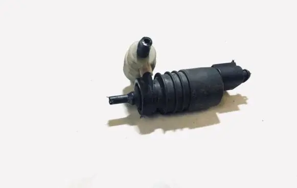 Audi A3 S3 8L Windscreen/windshield washer pump