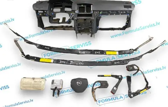 Opel Astra H Dashboard 13113829 13137842 BAMPT10654
