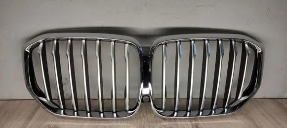 BMW X5 G05 Front bumper upper radiator grill 7454888
