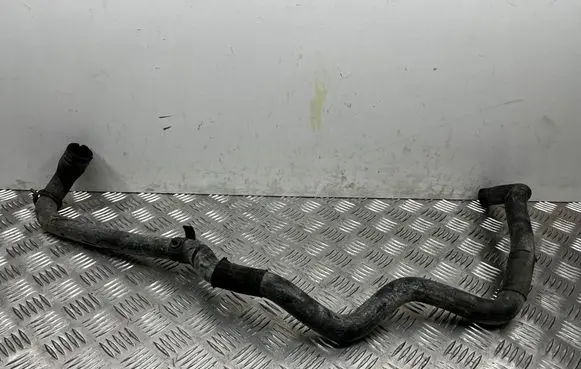 Volvo V50 Engine coolant pipe/hose