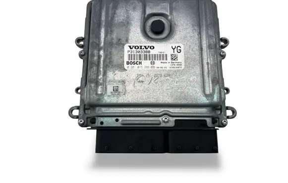 Volvo XC60 Engine control unit/module ECU P31303388 0281015286