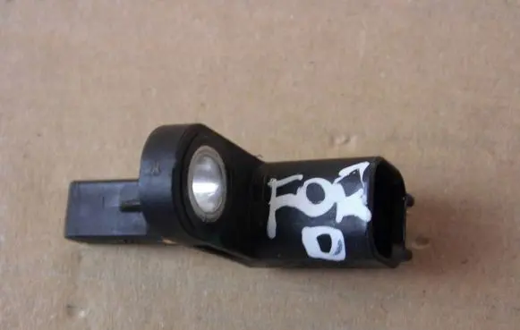 Ford Focus ABS wheel speed sensor JX612C204AEA
