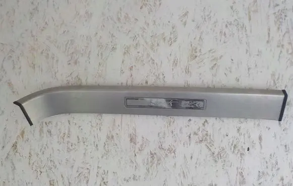Bentley Flying Spur Front sill trim cover 867688o9