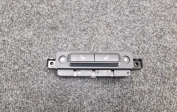 Land Rover Discovery 5 Seat heating switch HY3218D687AC HY3218D687