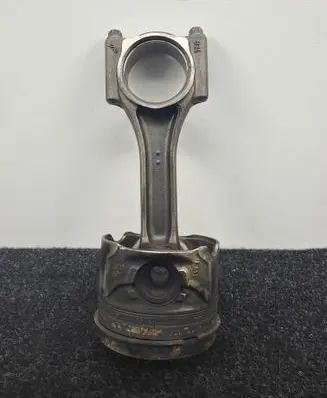 BMW 1 F20 F21 Piston 3283383