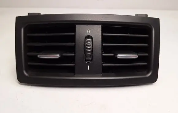 BMW 5 E60 E61 Rear air vent grill 9112213 64229112213