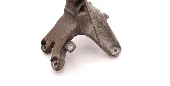 Audi A4 S4 B8 8K Engine mounting bracket 8K0199308