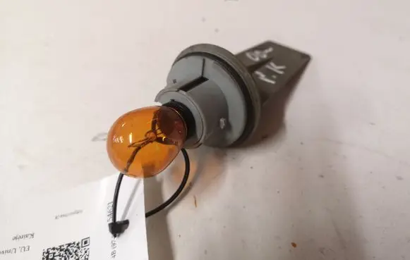Audi A6 S6 C5 4B Headlight/headlamp bulb 