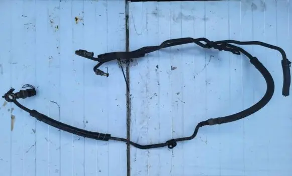 Power steering hose/pipe/line