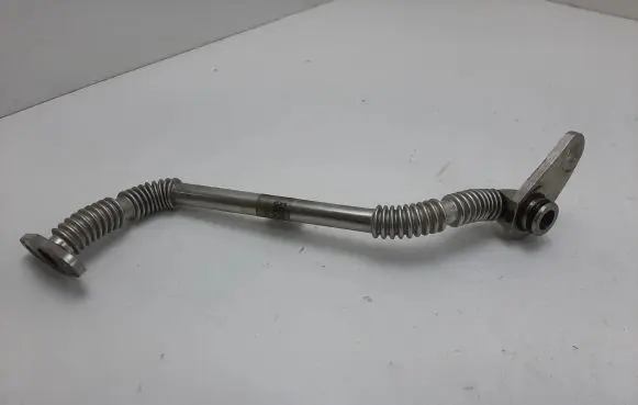 Alfa Romeo Giulietta Turbo turbocharger oiling pipe/hose 55206325