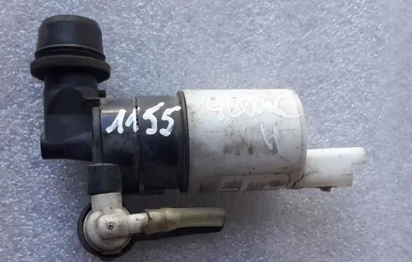 Renault Scenic II - Grand scenic II Windscreen/windshield washer pump 8200067015 8200295685 9641553880