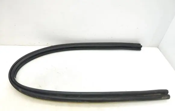 Citroen Berlingo Engine compartment rubber