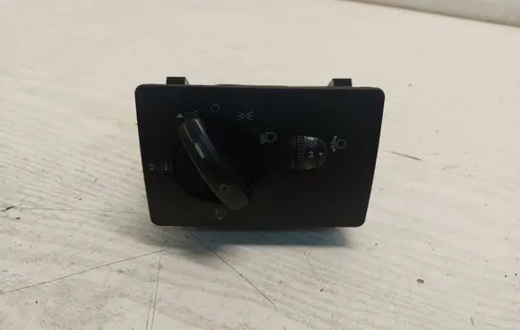 Ford Focus Light switch 4M5T13A024LA