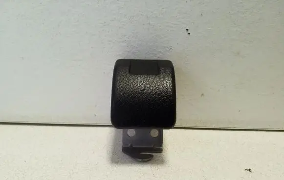 Mitsubishi Outlander Engine bonnet (hood) release handle