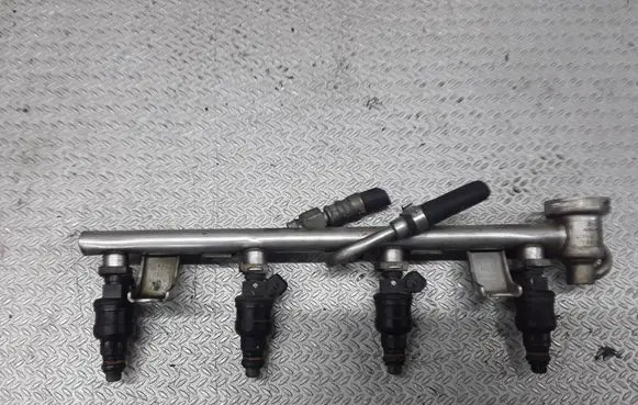 Audi A6 S6 C5 4B Fuel main line pipe 058133681 058133551