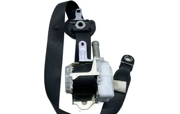 Toyota Avensis T270 Front seatbelt 7P4100P 067478 063038