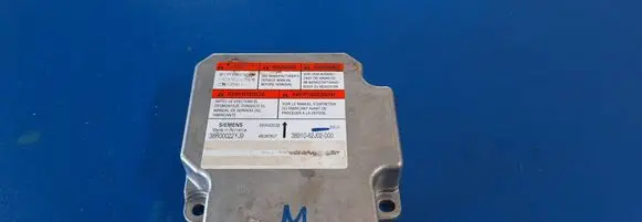 Suzuki Swift I Airbag control unit/module 5wk43538