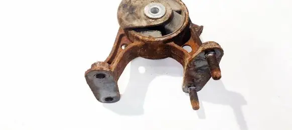 Toyota RAV 4 (XA30) Engine mount bracket av84678 av-84678