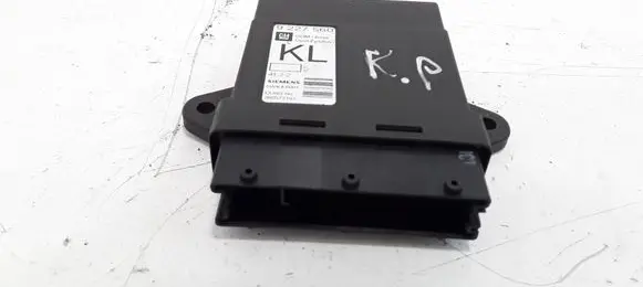 Opel Vectra C Door central lock control unit/module 9227560