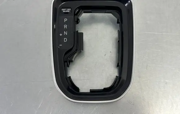 Hyundai i30 Gear shift selector indicator K5HPD82212 D1805140133