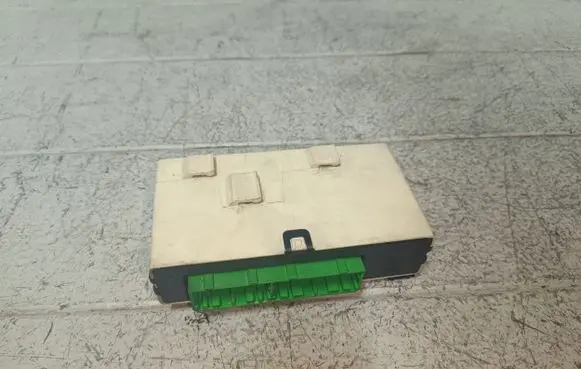 Volvo S40, V40 Alarm control unit/module 30889925