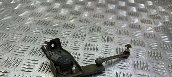 KIA Sorento Rear air suspension level height sensor B2211292