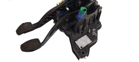 Citroen C5 Pedal assembly 9808827080